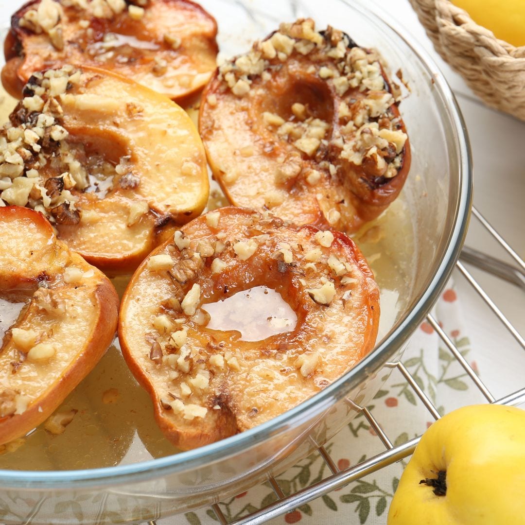 Membrillos asados al horno: placer goloso de temporada