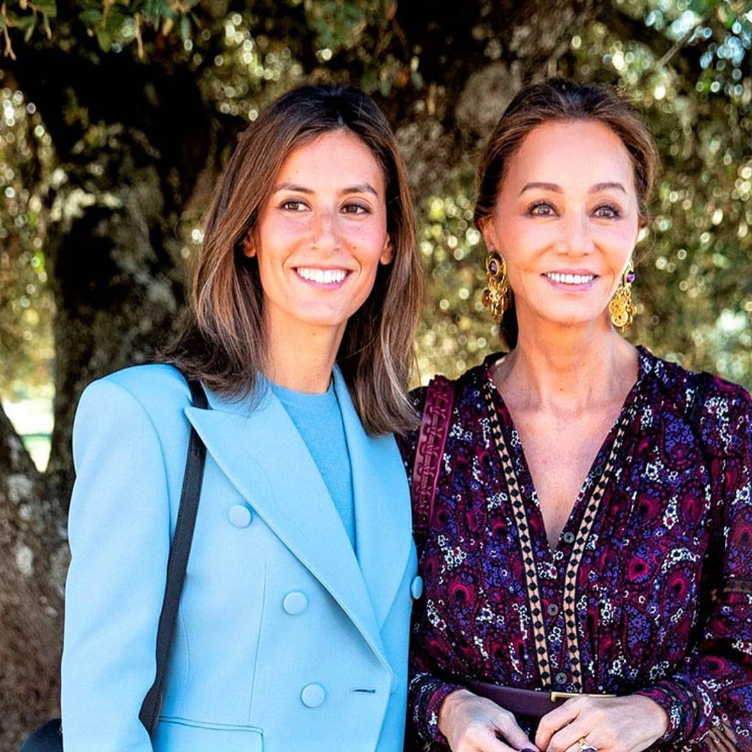 Isabel Preysler, feliz junto a Ana Boyer, habla sobre su viaje a las Maldivas con Tamara