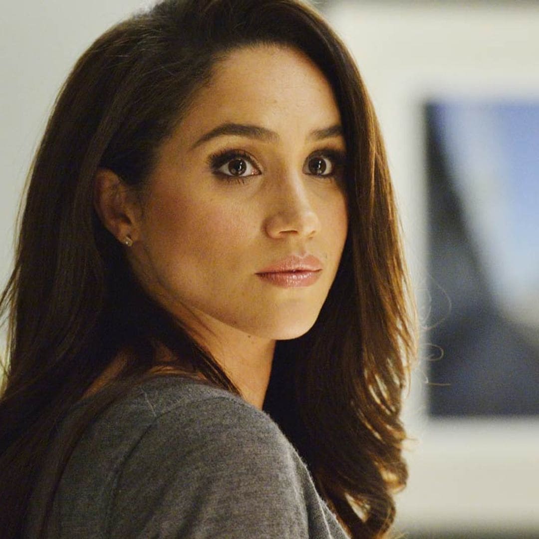 Un actor de 'Suits' comparte una foto inédita con Meghan Markle recordando sus tiempos en la serie