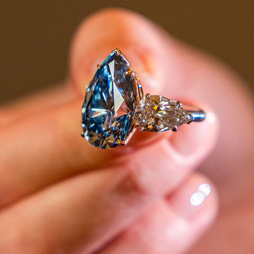 Se ha subastado el diamante más costoso del año, el Bleu Royal