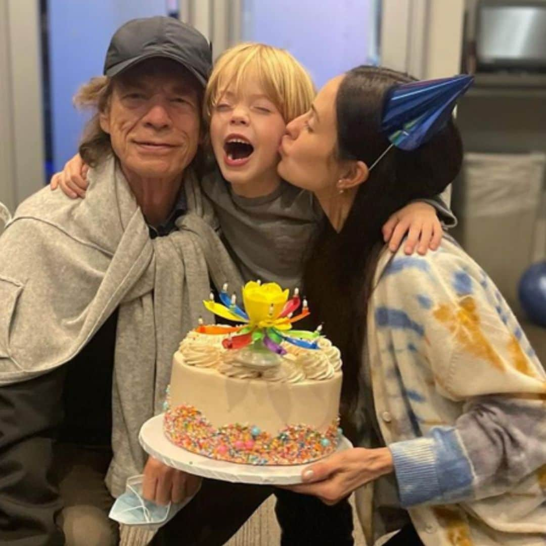 El hijo de Mick Jagger cumple 7 años convertido en un clon de su padre, ¡es 'Mini Mick'!