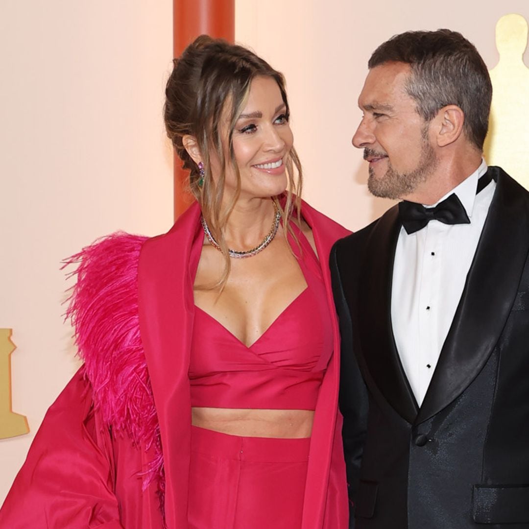 Antonio Banderas y Nicole Kimpel llevan la moda española a la alfombra roja de los Oscar