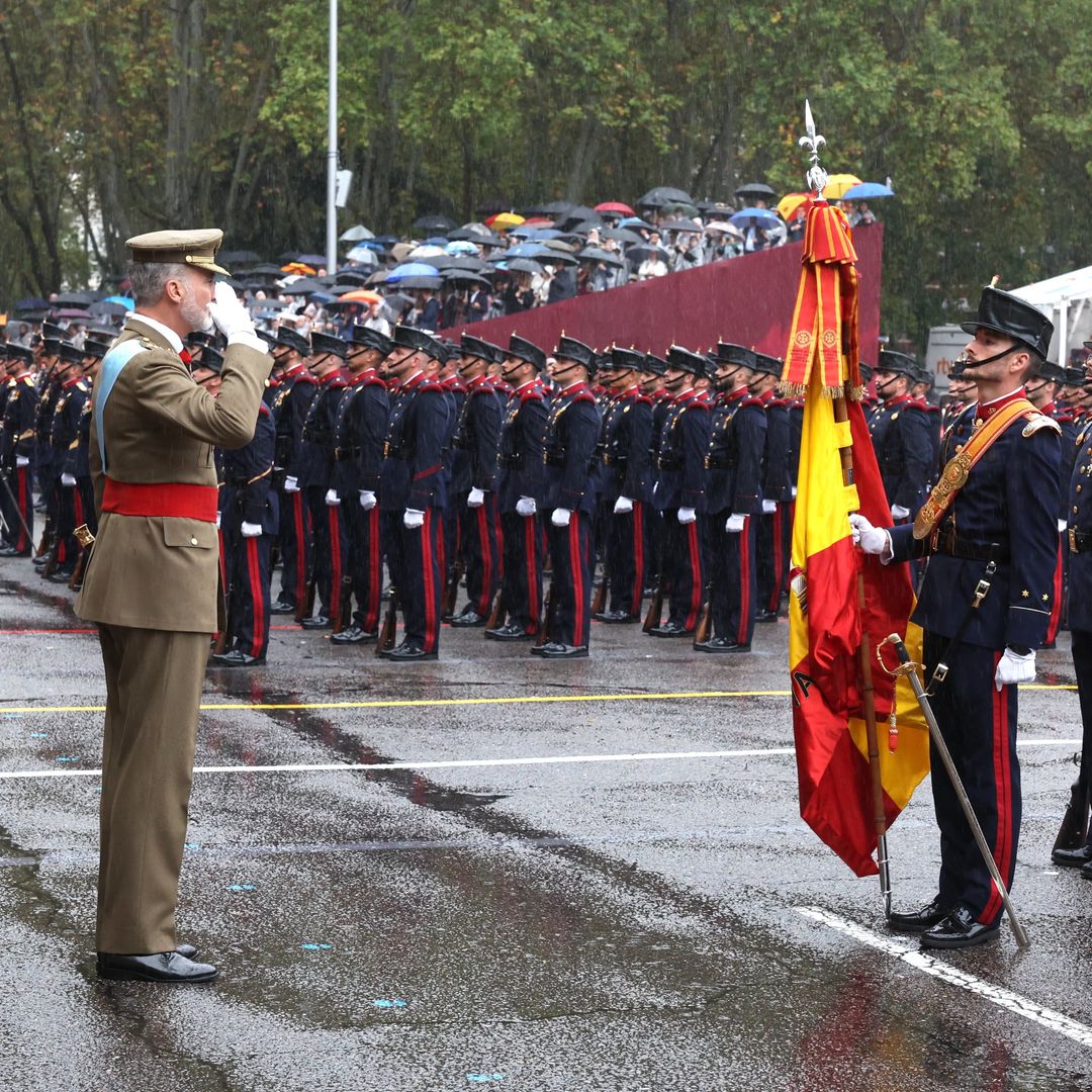 El rey Felipe acude al 12 de octubre vestido de capitán general del Ejército de Tierra