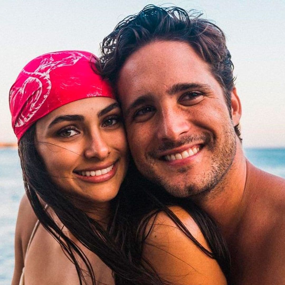 Renata Notni y Diego Boneta disfrutan de unas románticas vacaciones en la Riviera Maya