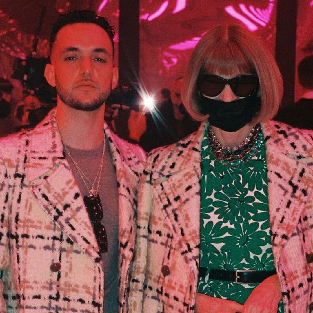 El momentazo de Anna Wintour y C. Tangana: coinciden con el mismo abrigo