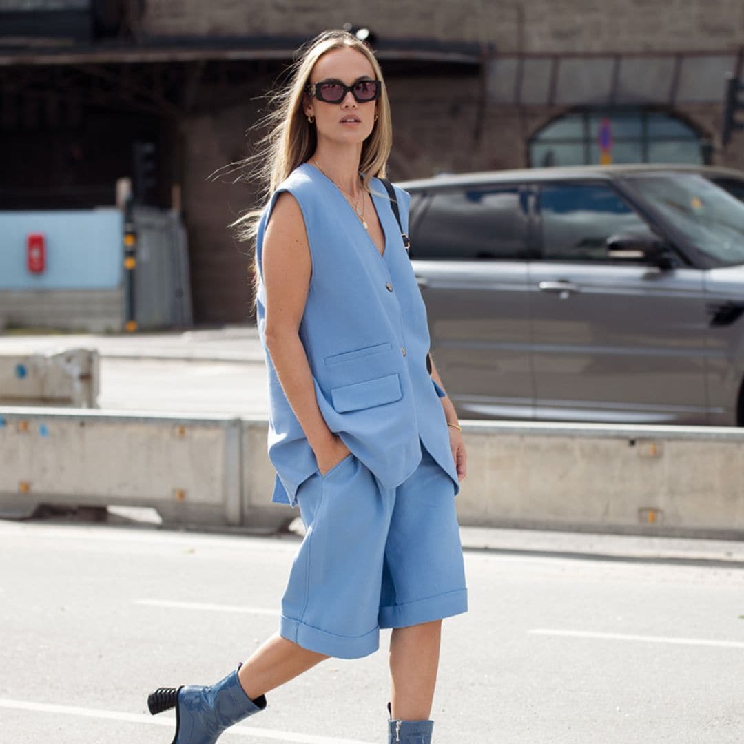 Bermudas y pantalones ligeros, la fórmula para vestir elegante y cómoda todo el verano