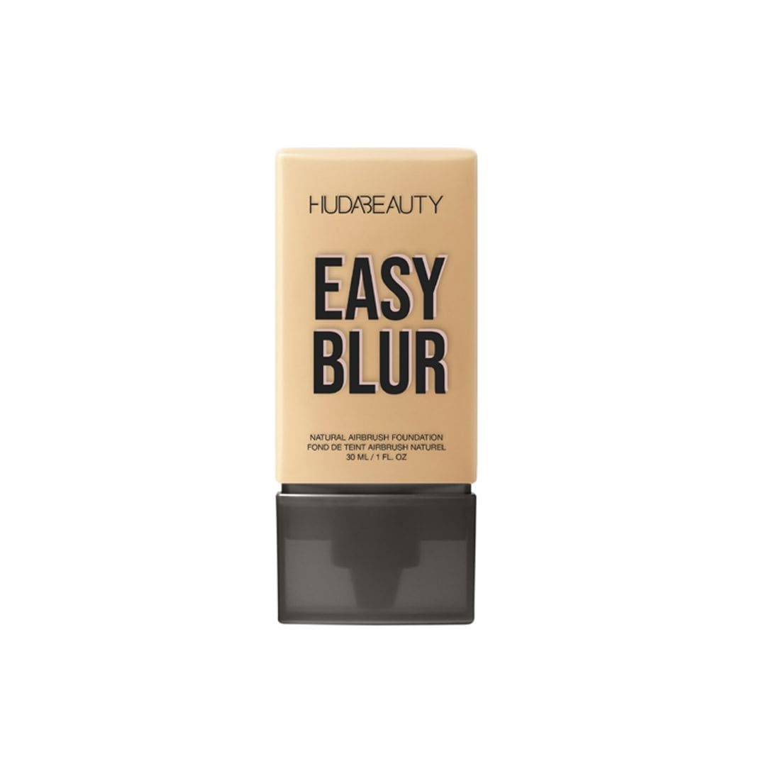 Easy Blur Natural Airbrush Foundation, de Huda Beauty