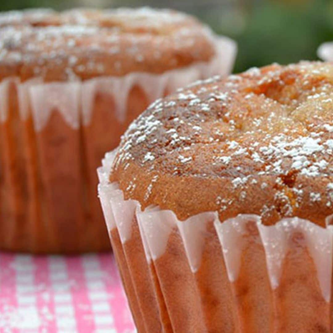 'Muffins' de queso cremoso y mermelada de fresa