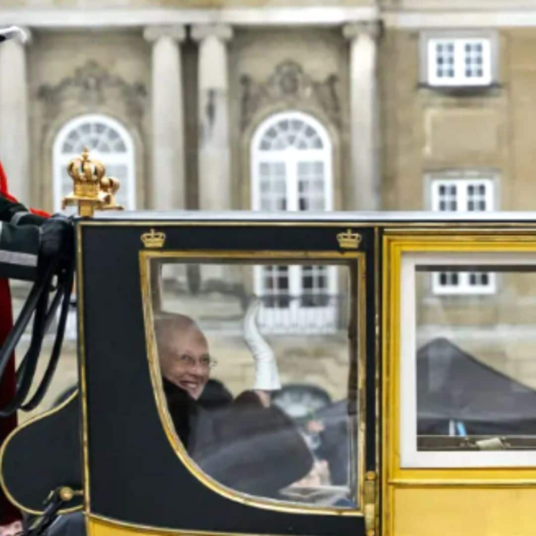 Margarita de Dinamarca da sus últimos pasos como reina con un espectacular paseo en carroza