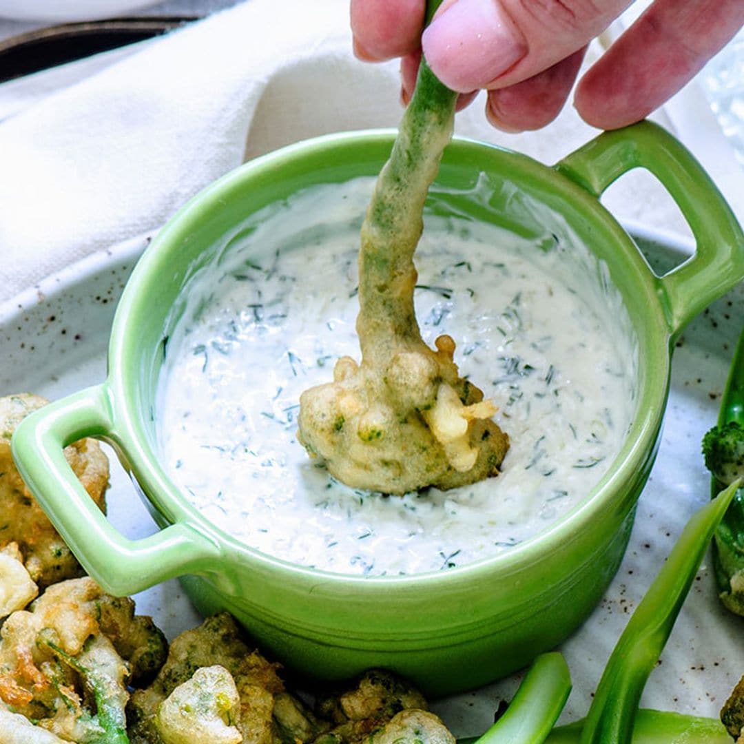 Bimi en tempura con salsa tártara