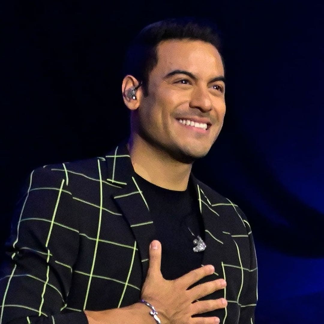 Carlos Rivera recuerda entre lágrimas a su papá a un mes de su partida