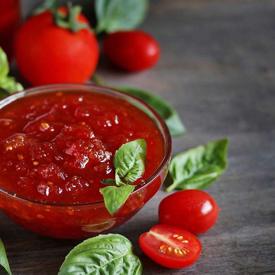 Mermelada de tomate y albahaca