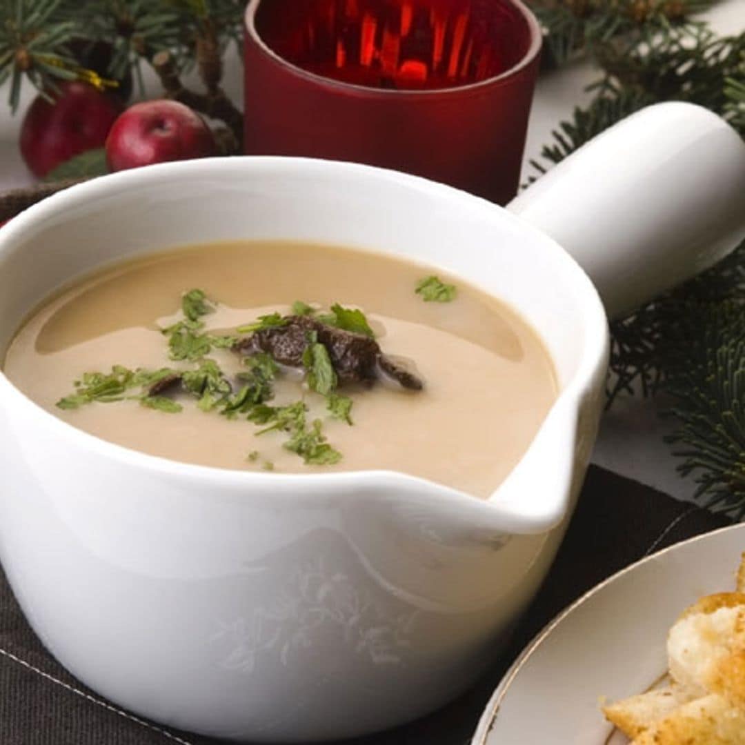 Crema vegana de champiñones con trompetas de la muerte