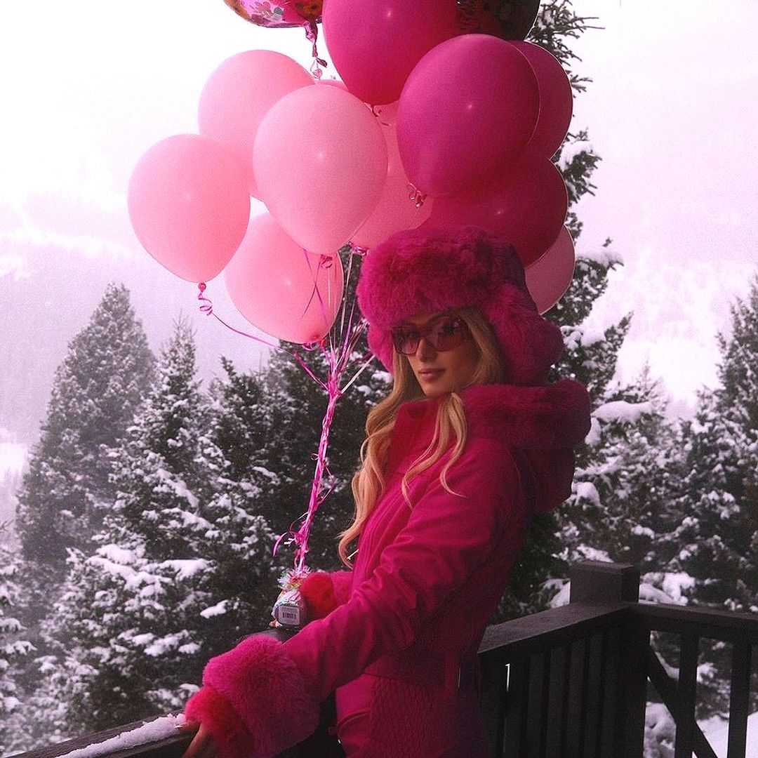 ¡Festejo bajo cero! Con un viaje a la nieve, Paris Hilton celebra su cumpleaños