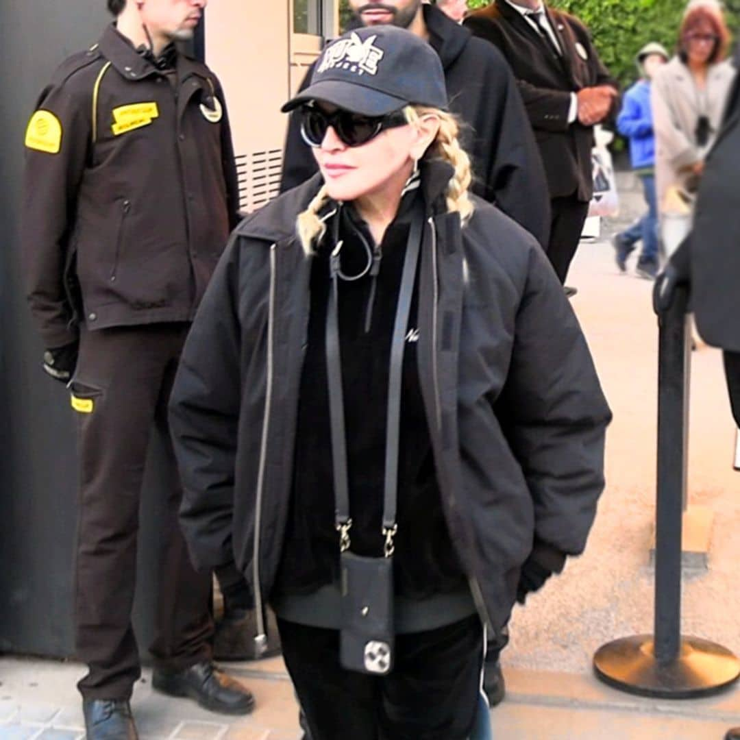 Las imágenes de Madonna haciendo turismo por Barcelona tras su concierto: de la Sagrada Familia a la Casa Batlló