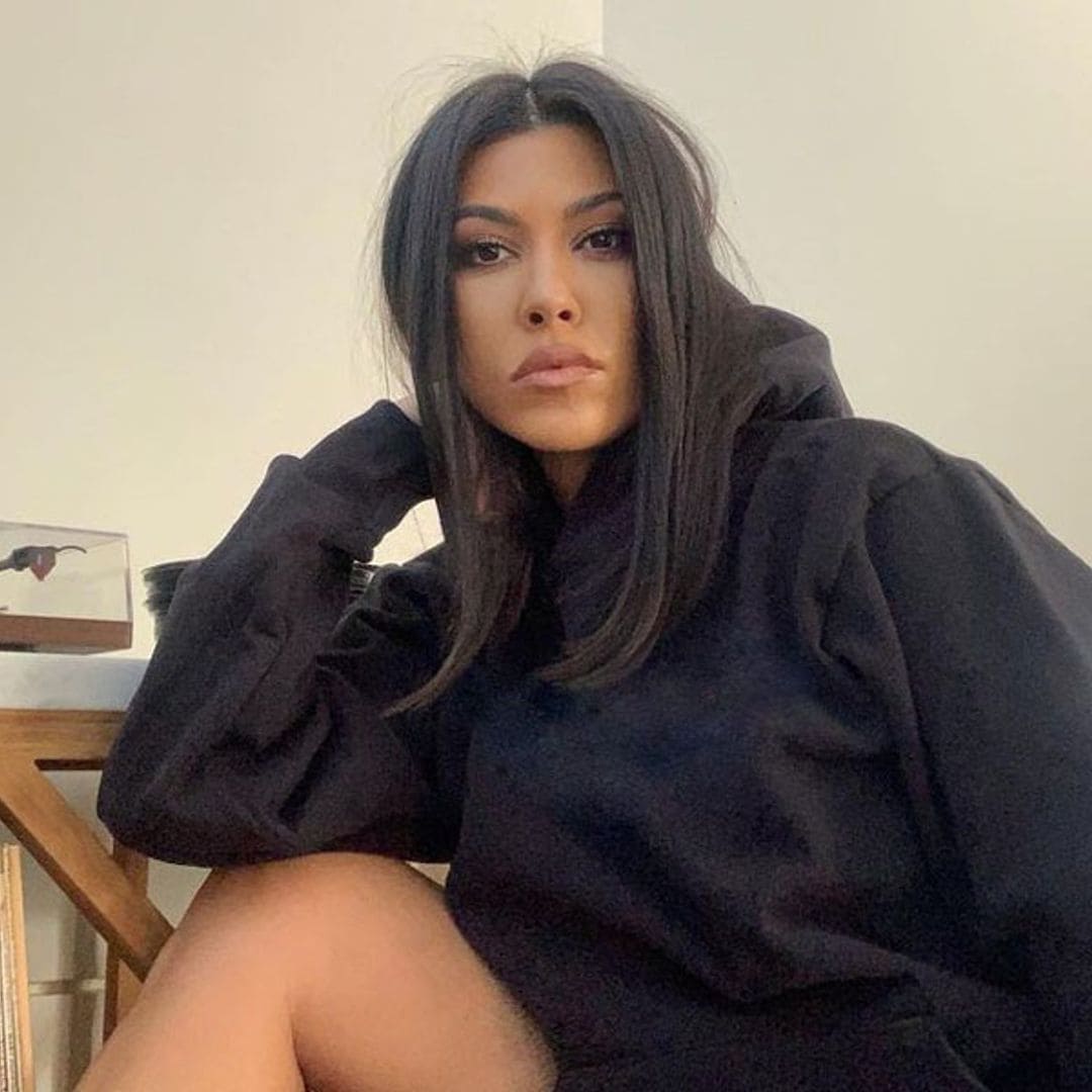 Kourtney Kardashian confirma su nueva relación ¡con una manicura de enamorada! 🥰