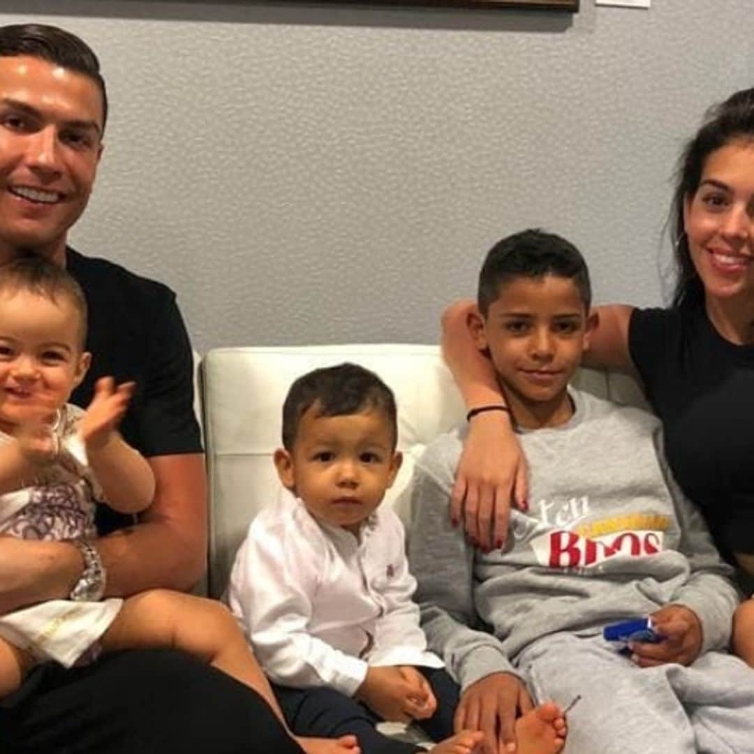 ¡Festín de besos! Cristiano Ronaldo protagoniza un tierno momento al lado de su hija menor