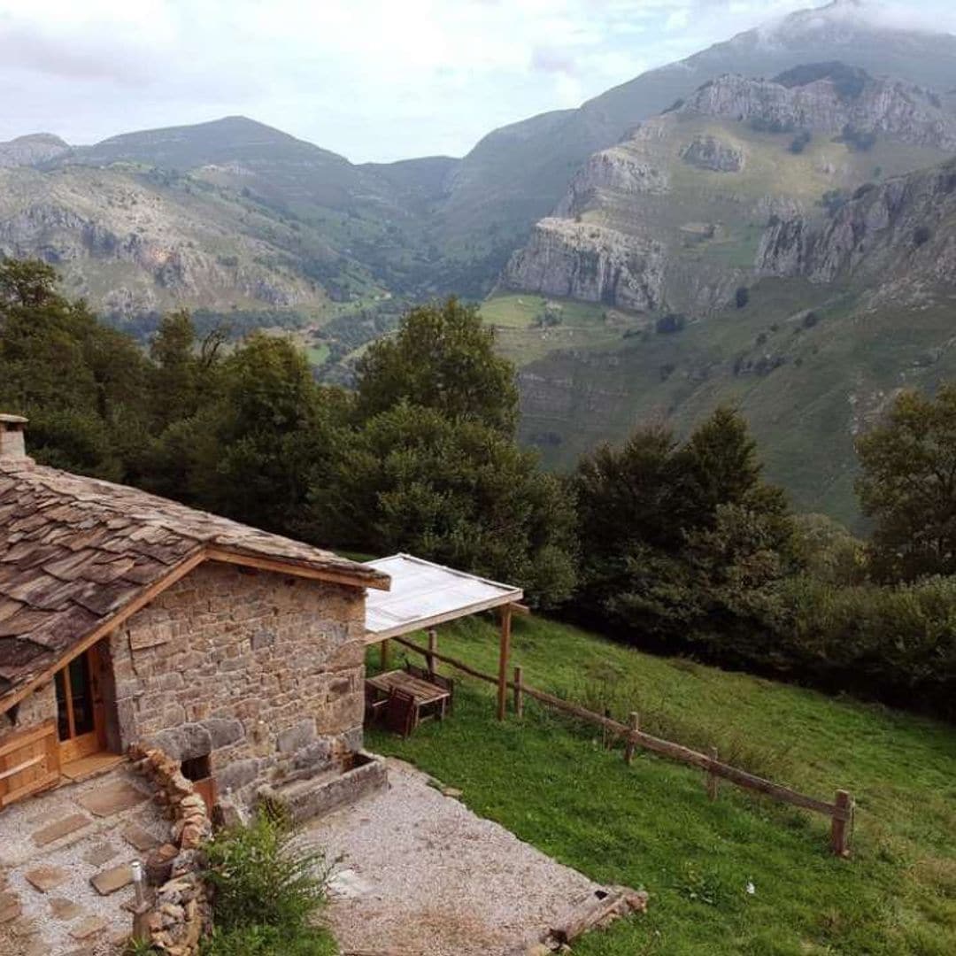 Cabañas con chimenea donde alojarte en los verdes valles pasiegos