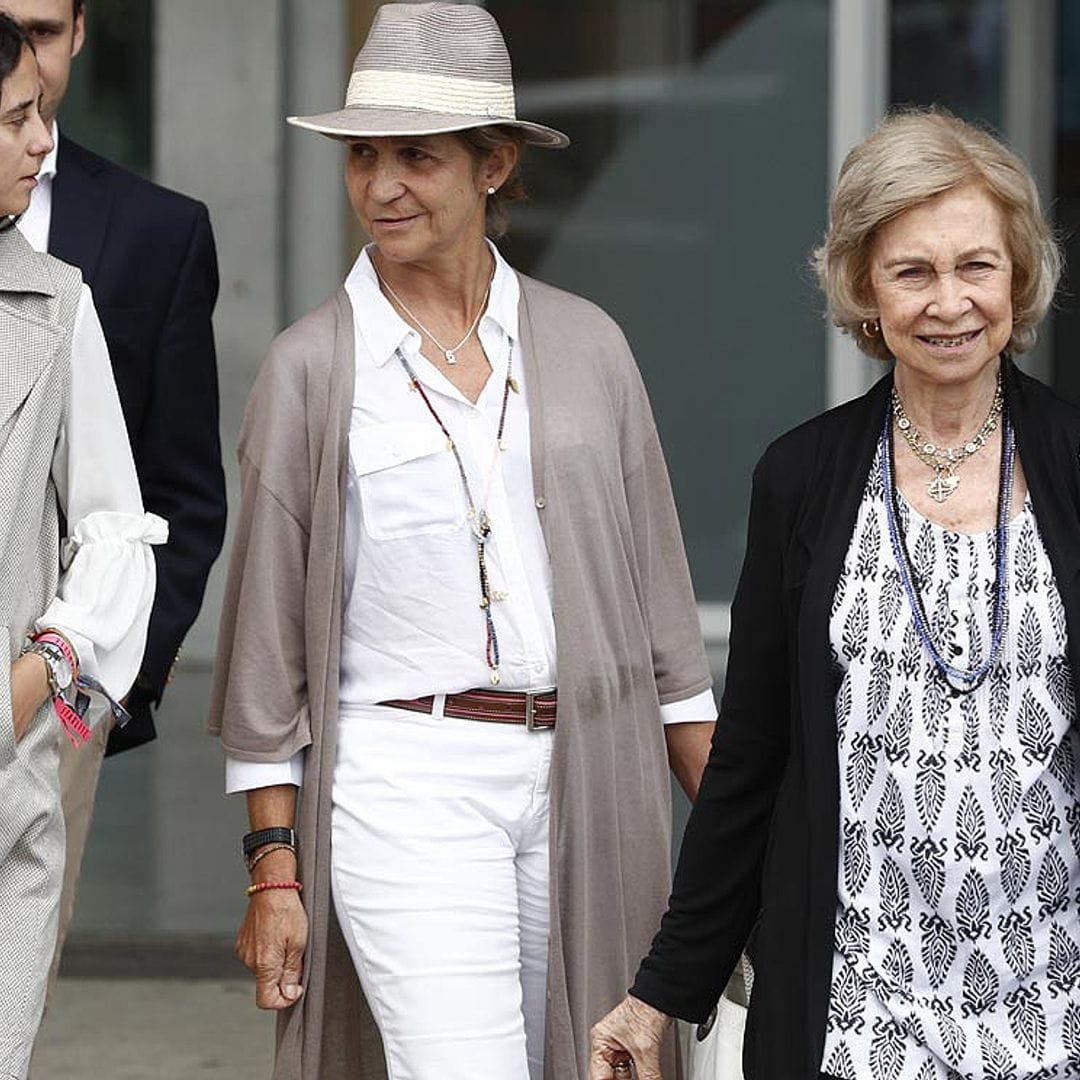 Doña Sofía reúne en Mallorca a sus hijas y nietos para disfrutar juntos de las vacaciones