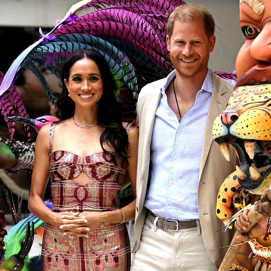 ¡Como auténticas estrellas! Harry y Meghan causan furor en su viaje a Colombia