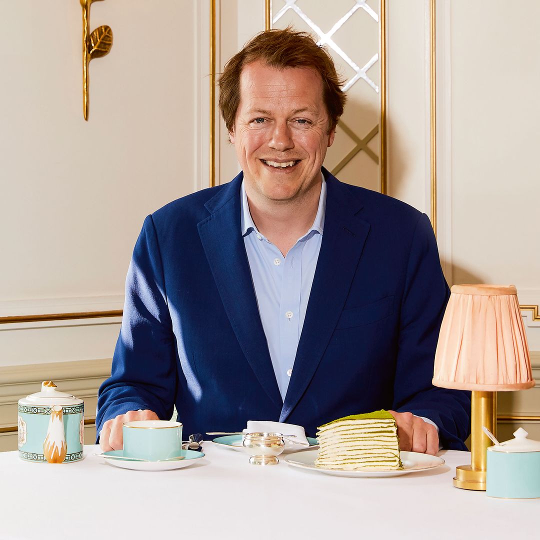 Tom Parker Bowles habla de su madre, la reina Camilla, y desvela los secretos gastronómicos de la familia real