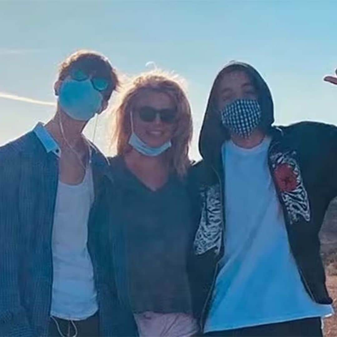 Los hijos adolescentes de Britney Spears, los grandes ausentes en la boda, le envían un cariñoso mensaje a su madre