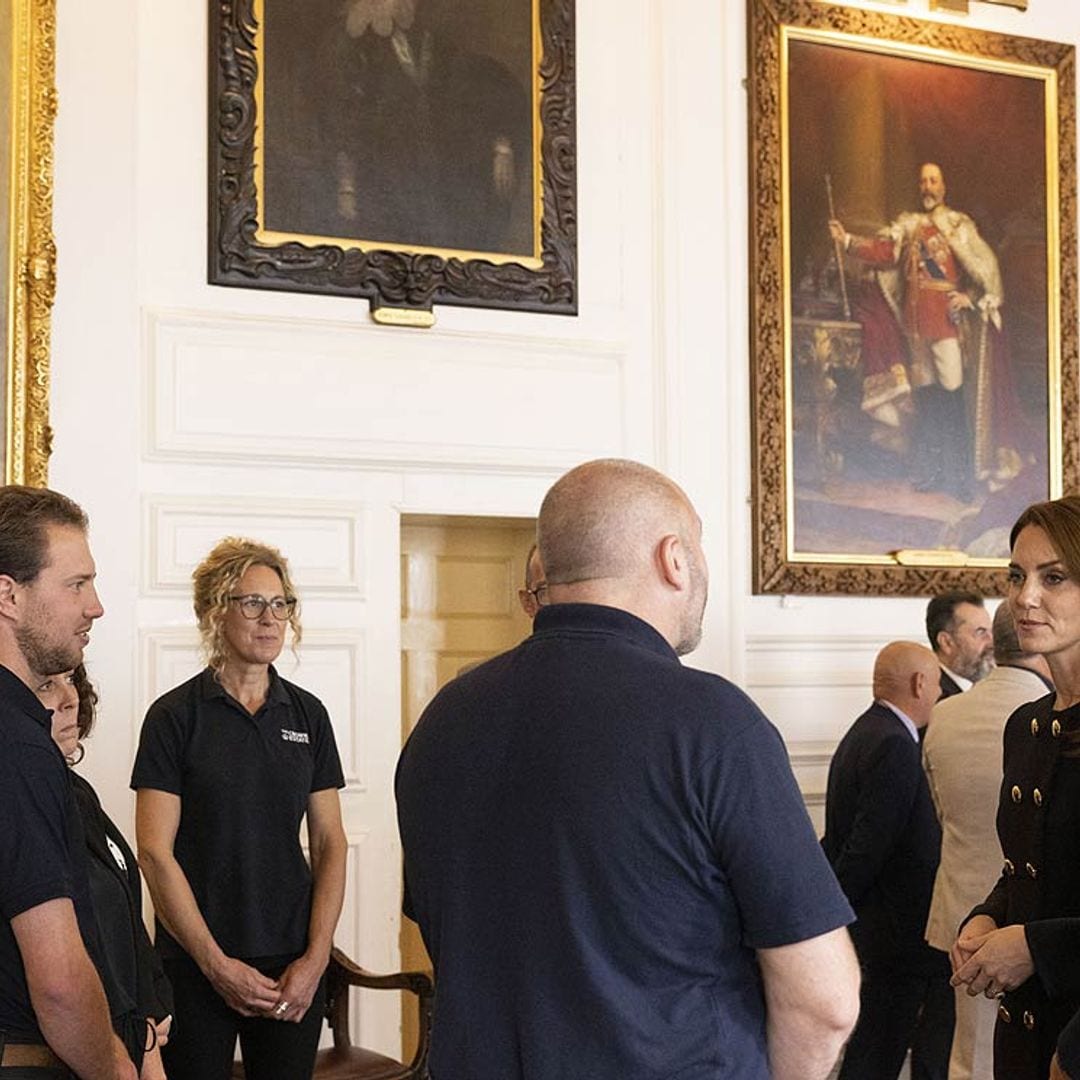 El Príncipe de Gales habla de la tristeza que siente en el primer acto público con su esposa tras el funeral de Isabel II