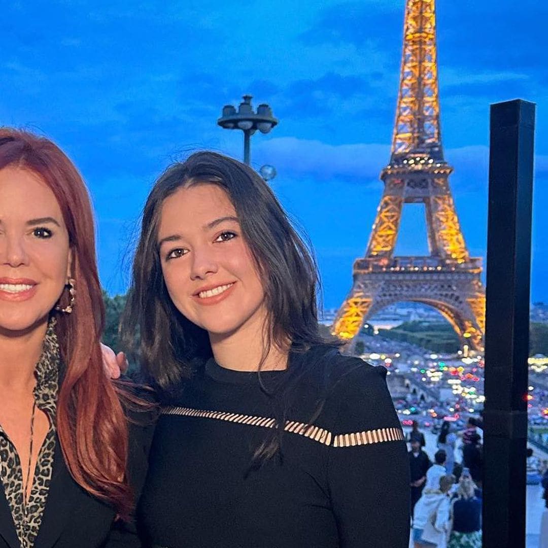 María Celeste Arrarás y su hija disfrutan de un inolvidable viaje a París