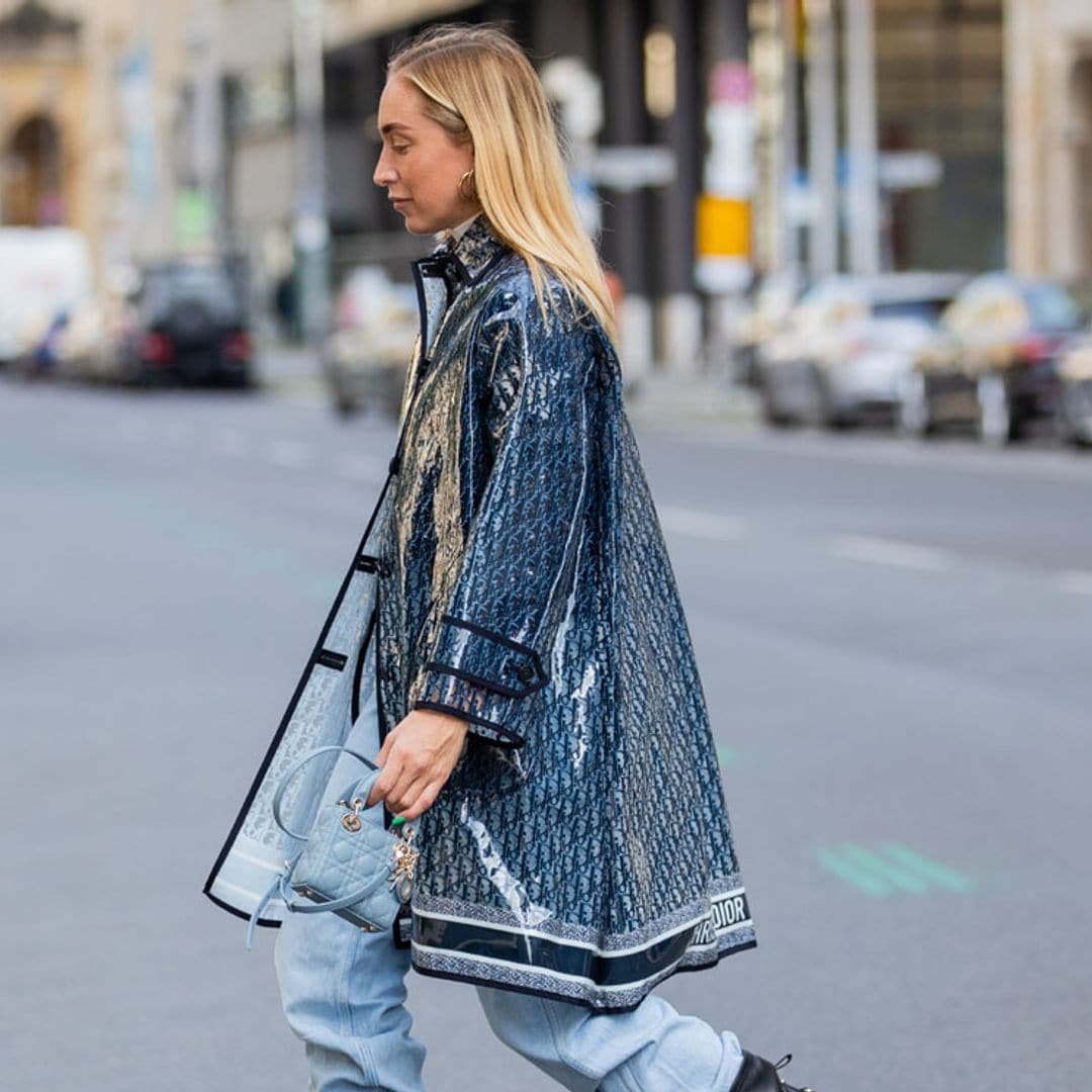 Al mal tiempo, buena cara: looks alegres y cómodos para días de lluvia