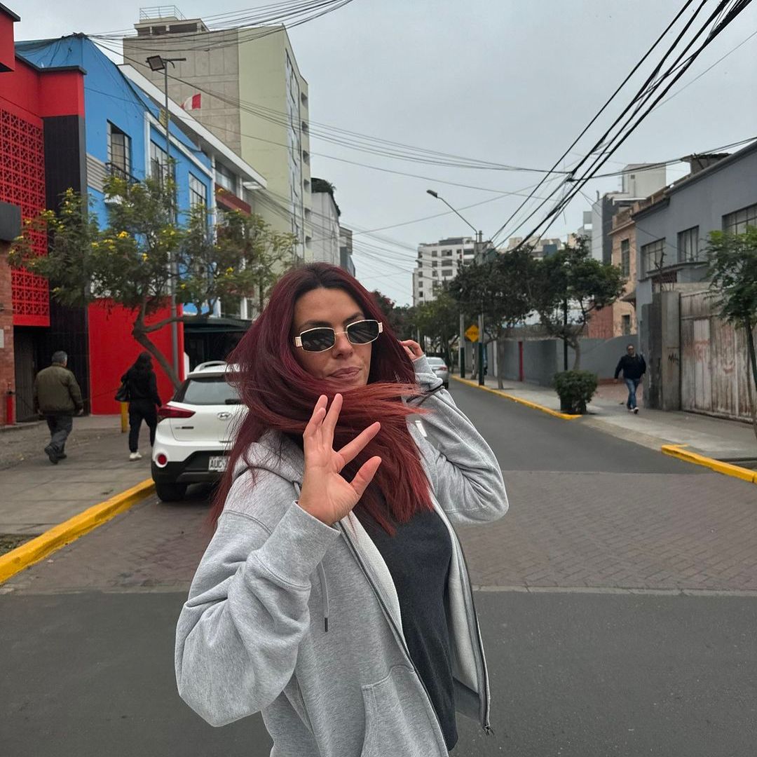 Laura M. Flores sufre un percance de salud durante sus vacaciones en Perú