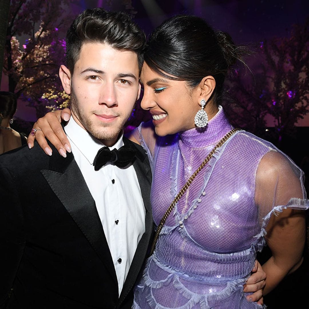 Priyanka Chopra y Nick Jonas celebran que su hija está en casa tras cien días en la UCI