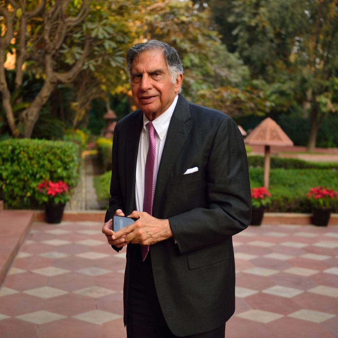 El fallecido magnate indio Ratan Tata deja gran parte de su fortuna a su perro Tito