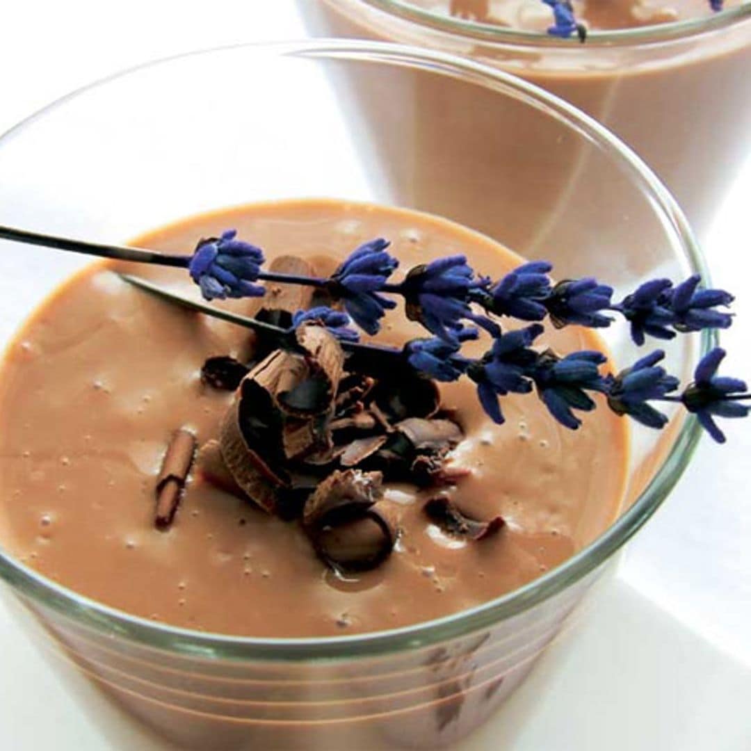 Crema de chocolate, lavanda y miel