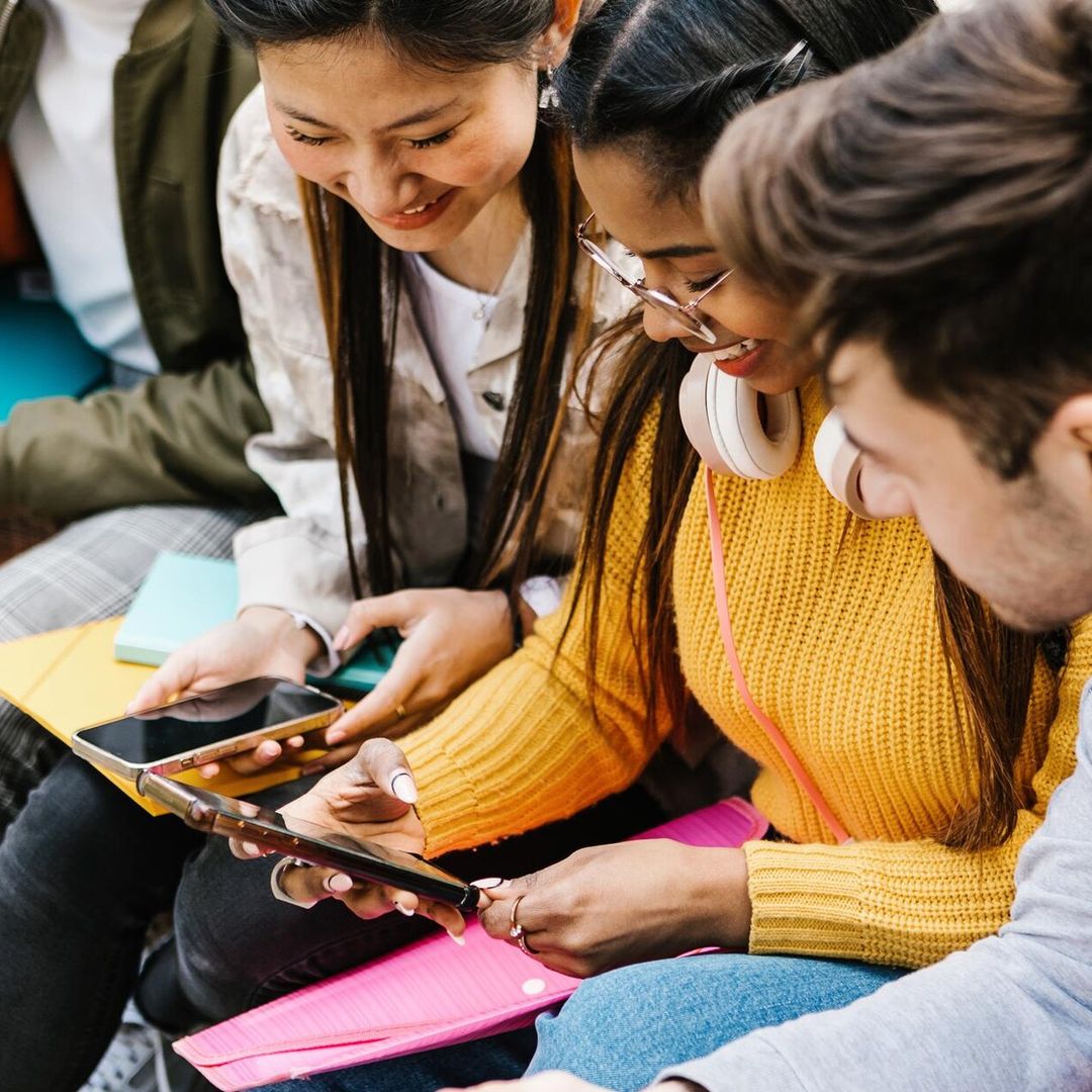 Cómo enseñar a los adolescentes a hacer un uso responsable de las redes sociales