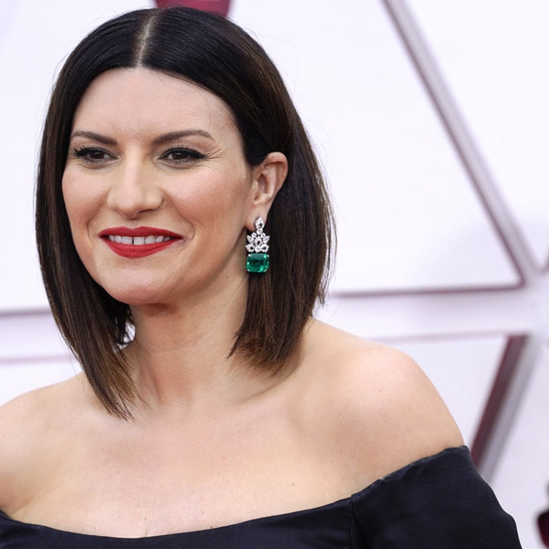 Laura Pausini lleva la elegancia de la Alta Costura italiana a los premios Oscar