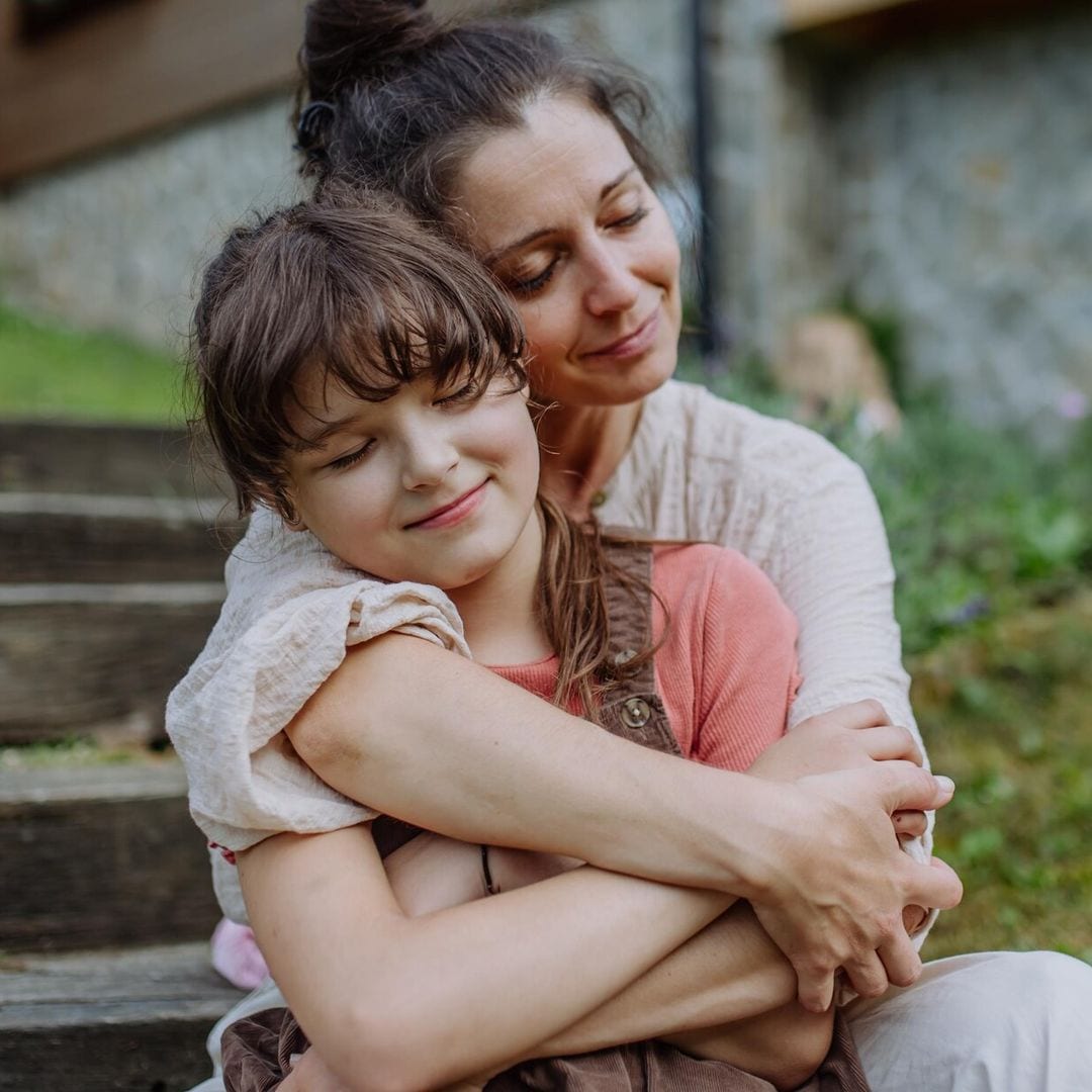 ¿Cómo ayudar a tu hija si le da miedo la llegada de su primera menstruación?