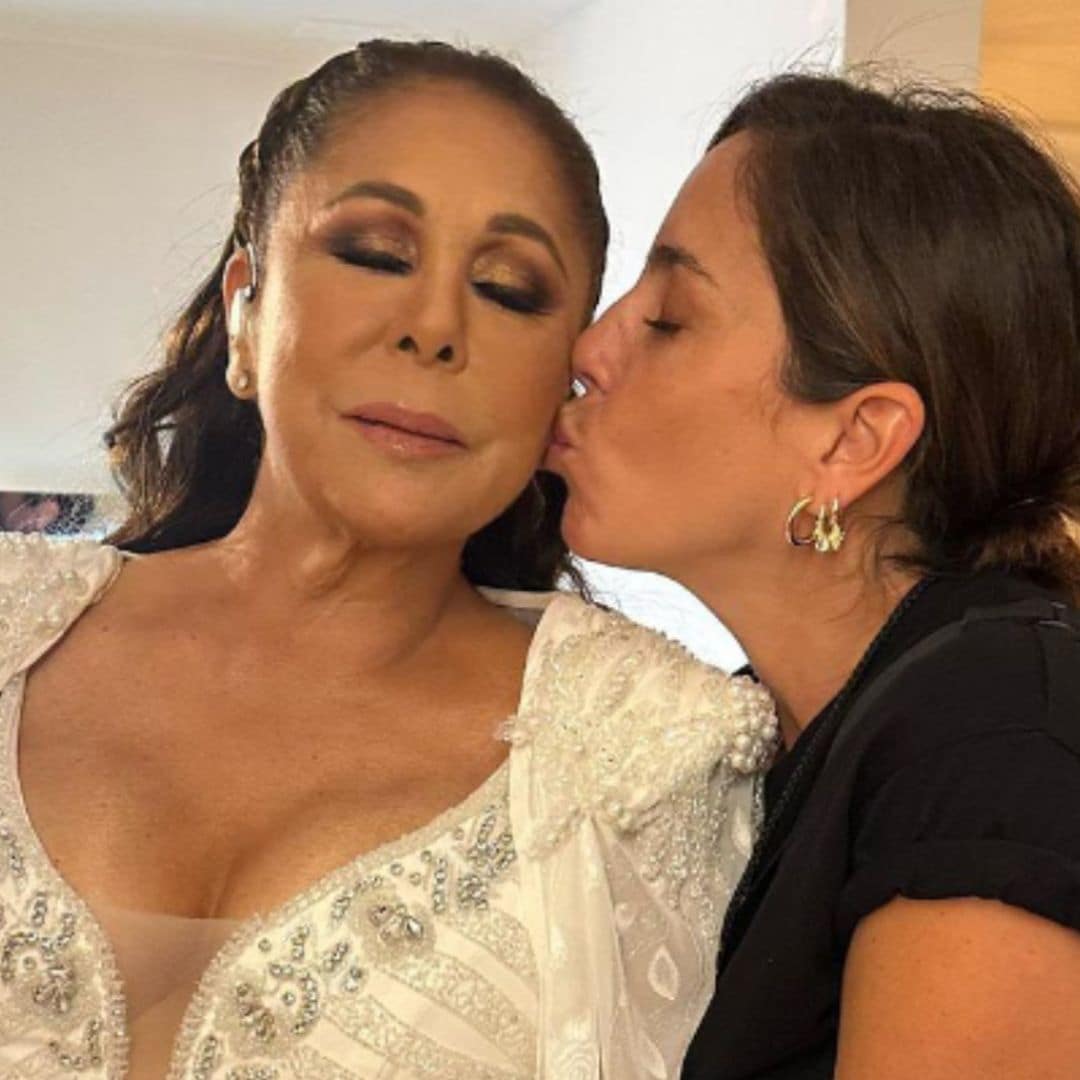 El abrazo que demuestra que Anabel Pantoja es el apoyo incondicional de Isabel Pantoja allá donde va