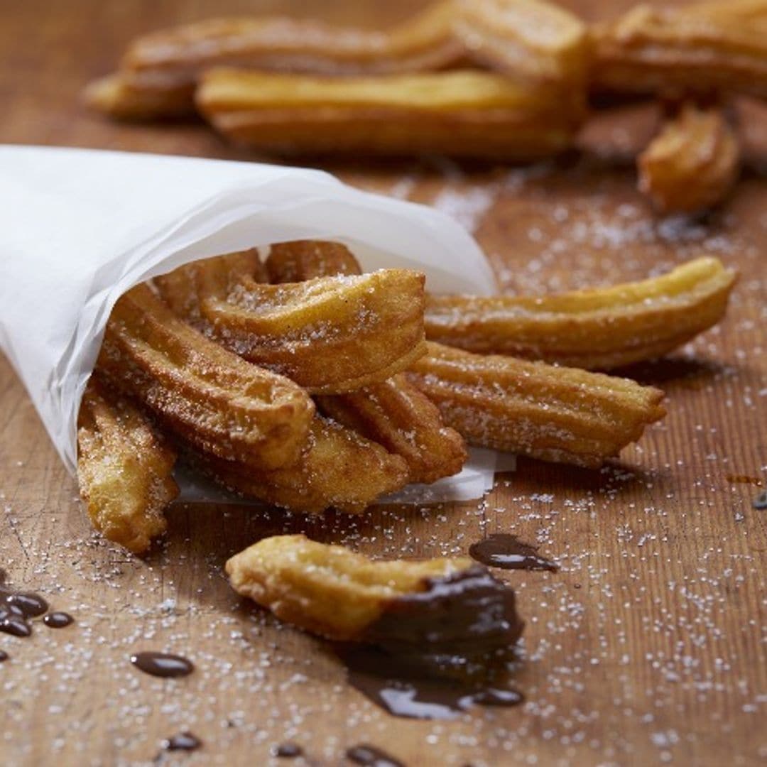 Cómo hacer churros caseros y no poner la cocina perdida