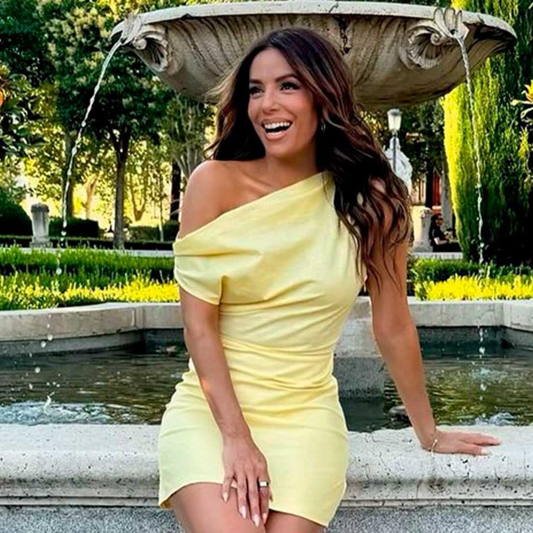 Eva Longoria vuelve a lucir su peinado favorito: la coleta 'coquette' perfecta para invitadas