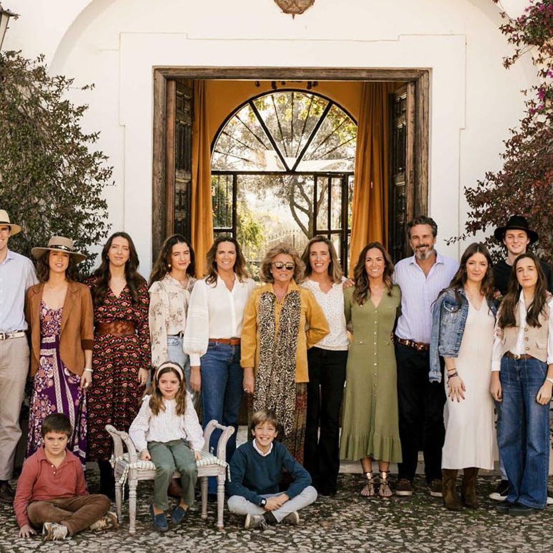 María Cristina de Arteaga, marquesa de Monte de Vay, nos recibe con su familia en su cortijo, ‘El Marqués’, en la Sierra sur de Sevilla