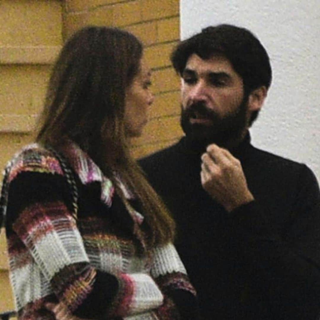 Eva González y Cayetano Rivera, ¿reconciliación a la vista? El abrazo y el beso que levantan todas las sospechas