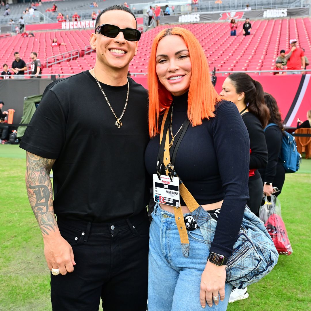 Daddy Yankee y Mireddys González comparten crípticos mensajes, tras firmar su divorcio