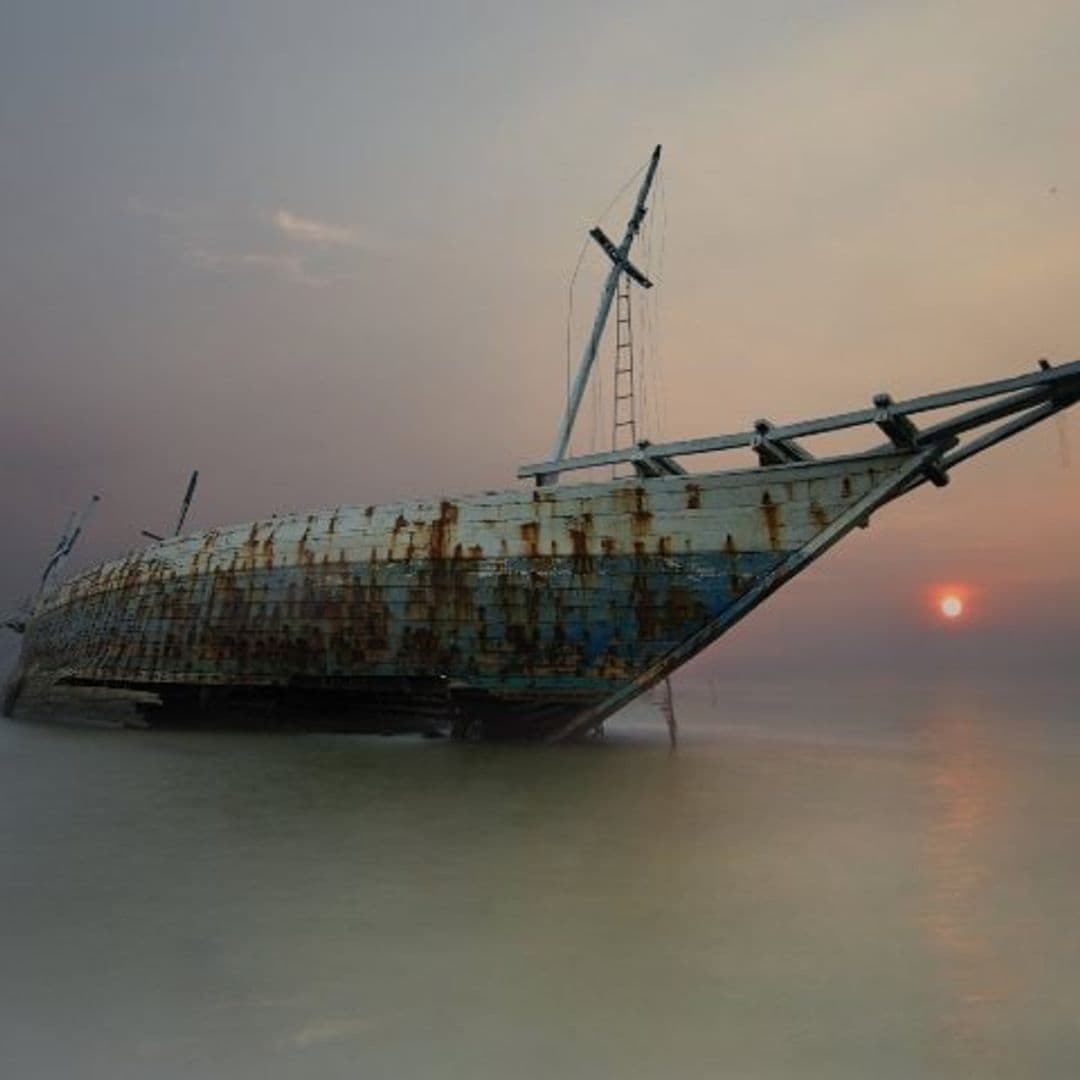 El misterio de los barcos 'fantasma' que llegan a las costas de Japón con cadáveres a bordo