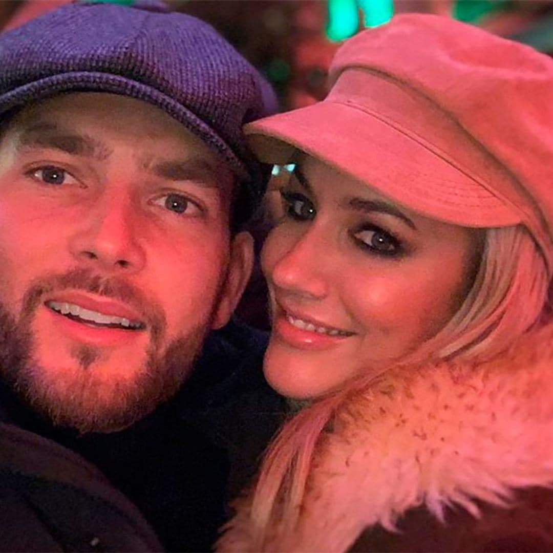 El desgarrador mensaje del novio de Caroline Flack tras la trágica muerte de la presentadora