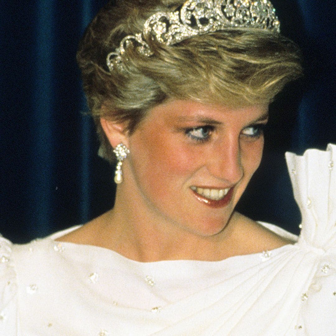 Este inolvidable look de Lady Di hoy inspira a las novias que celebran bodas íntimas