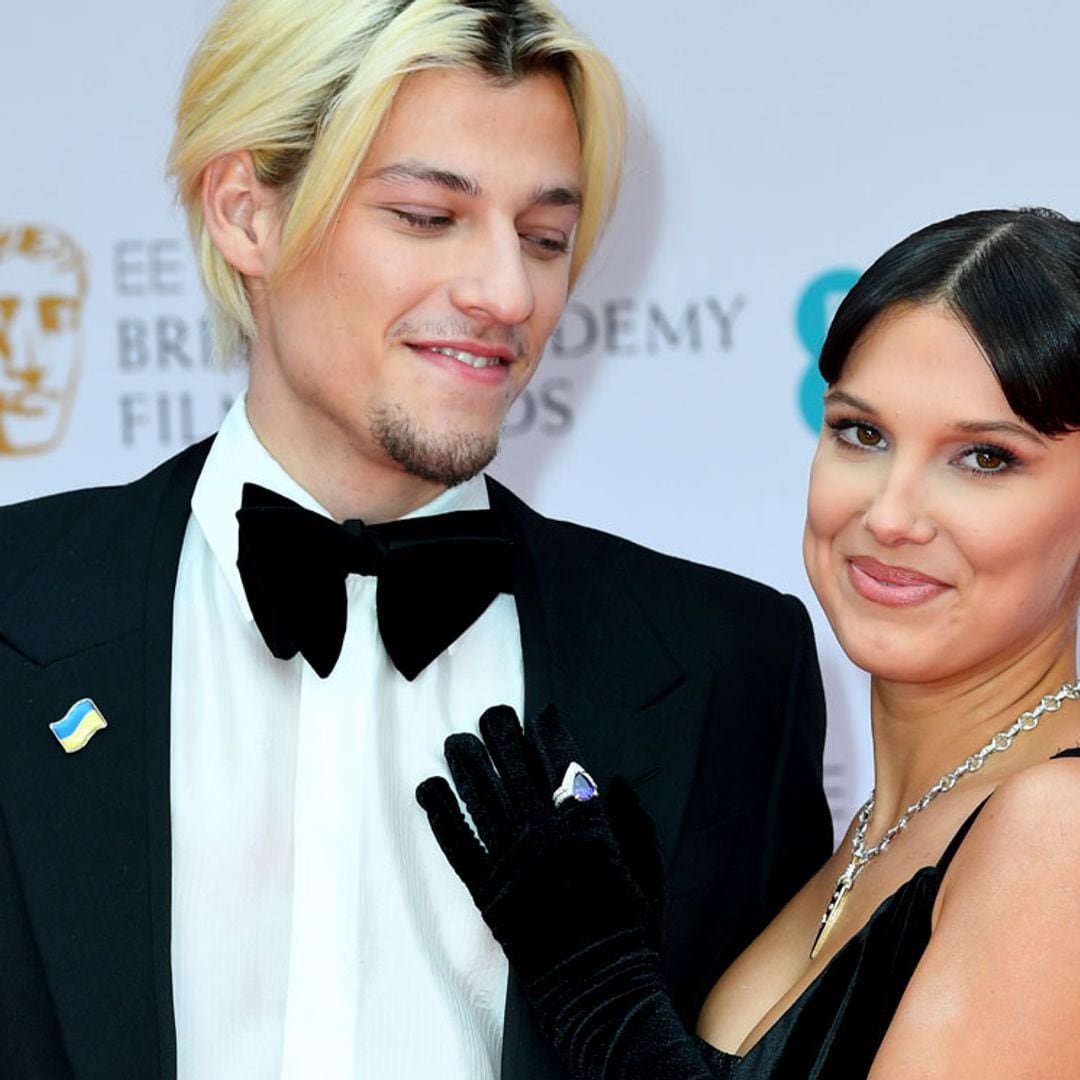 El debut como pareja de Millie Bobby Brown y su novio Jake, hijo de Jon Bon Jovi, sobre la alfombra roja