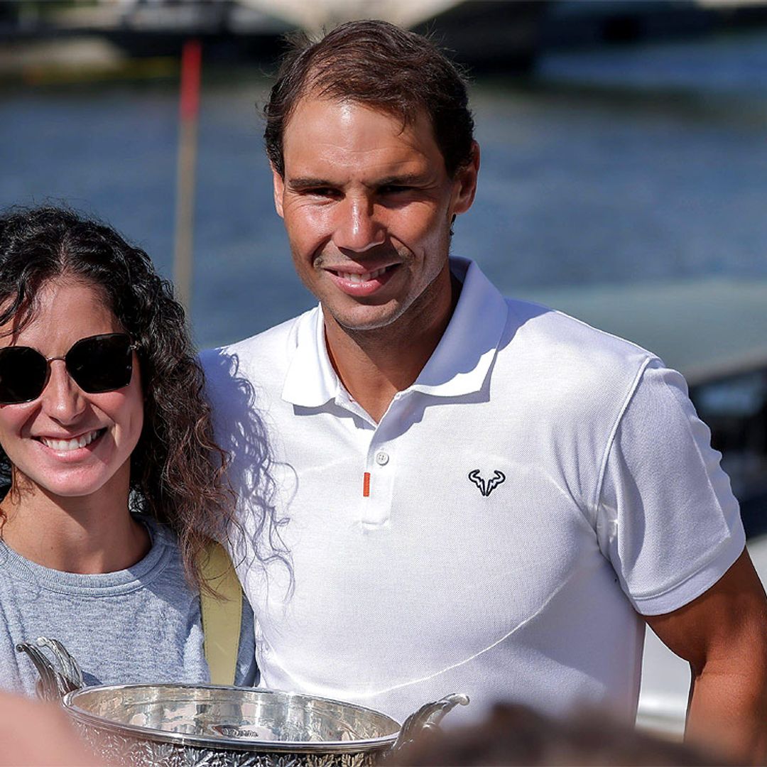 El inusual posado de Rafa Nadal y Mery Perelló juntos con la copa del campeón