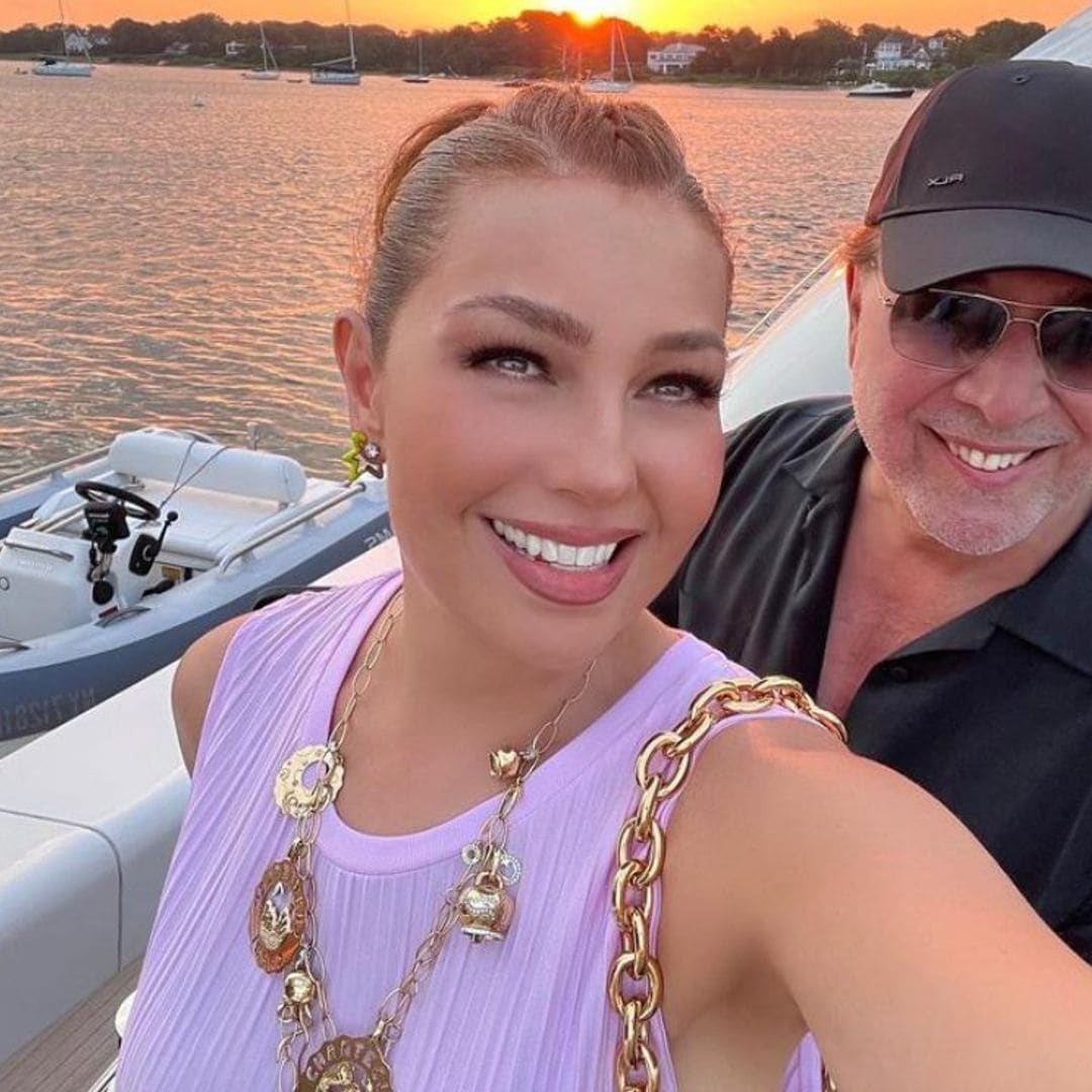 De lo más enamorada, Thalía celebra 23 años del inicio de su historia de amor con Tommy Mottola