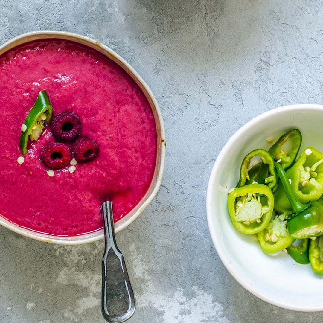 Sopa fría de frambuesa con un toque picante