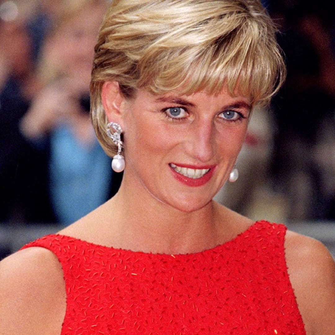 El truco secreto de Diana de Gales para evitar accidentes de moda